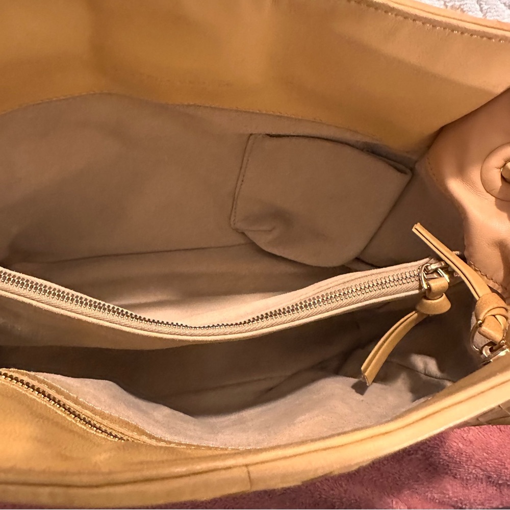Bottega Veneta | Handbag | Vintage Intrecciato Leather Shoulder Bag Yellow - Picture 8 of 15